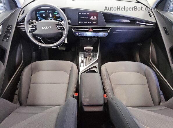 KNDCP3LE7T5324037 2026 KIA NIRO Gray Առջևի վահանակի տեսք