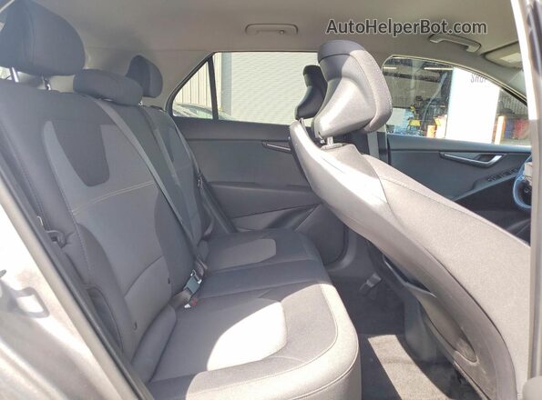 KNDCP3LE8T5332230 2026 KIA NIRO Gray Вид задньої частини салону