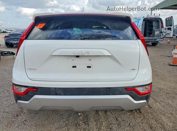 KNDCP3LE9T5347707 2026 KIA NIRO White Rear view