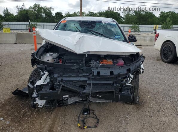 KNDCP3LE9T5347707 2026 KIA NIRO White 360 interior view