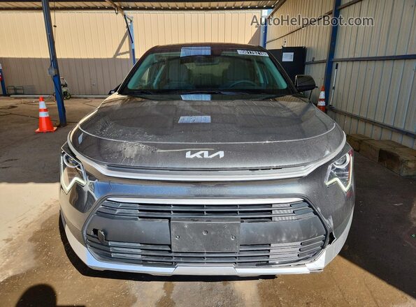 KNDCP3LEXT5337932 2026 KIA NIRO Gray Front view