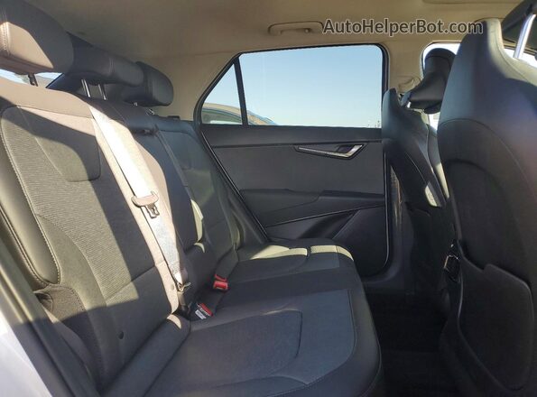 KNDCT3LE2S5263349 2025 KIA NIRO Белый Вид задних сидений