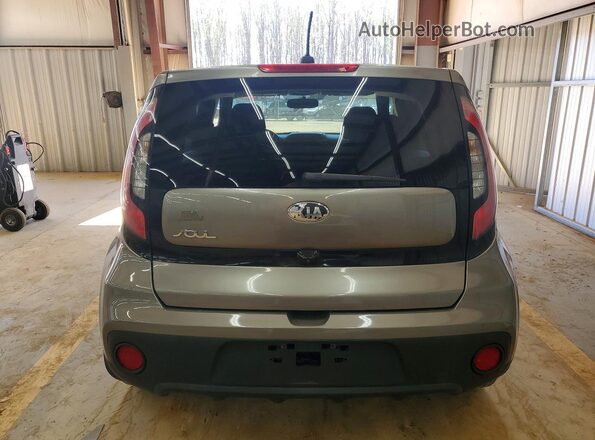 KNDJN2A22K7016910 2019 KIA SOUL Серый Вид сзади