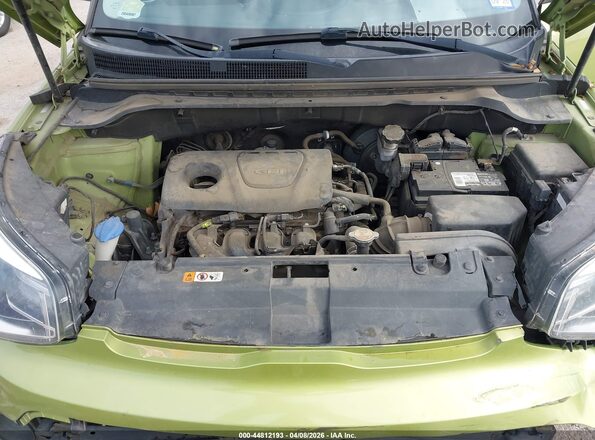 KNDJN2A24K7911055 2019 KIA SOUL Зеленый Вид сзади