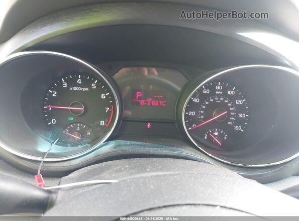 KNDMB5C10G6185798 2016 KIA SEDONA Dark Brown Vista de los asientos traseros