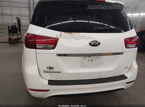 KNDMB5C13G6158059 2016 KIA SEDONA White Вид задньої частини салону