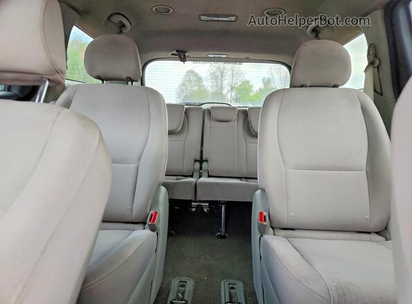 KNDMB5C14K6526645 2019 KIA SEDONA Black Vista de los asientos traseros