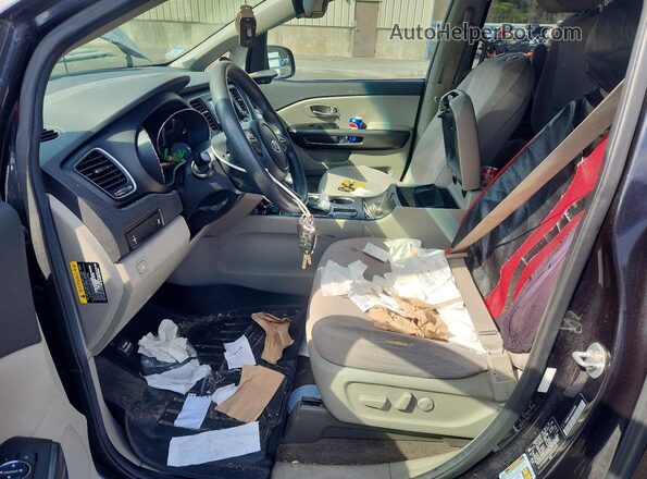 KNDMB5C14K6540688 2019 KIA SEDONA Серый Вид салона спереди