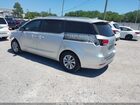 2017 Kia Sedona Lx Серебряный vin: KNDMB5C15H6265258