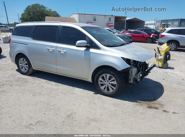KNDMB5C15H6265258 2017 KIA SEDONA Серебряный Передняя правая четверть