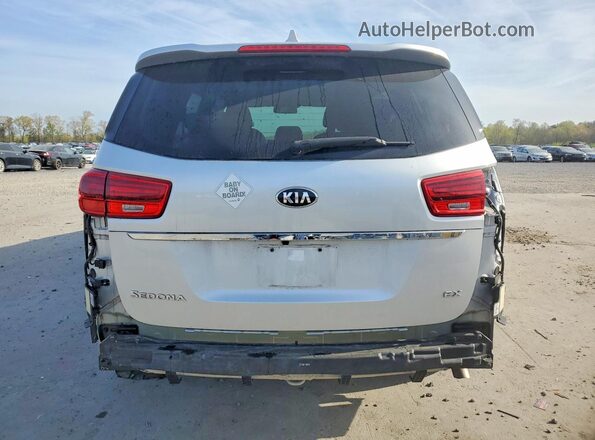 KNDMB5C16M6672791 2021 KIA SEDONA Silver Вид ззаду