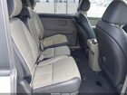 2018 Kia Sedona Lx Серебряный vin: KNDMB5C1XJ6346360