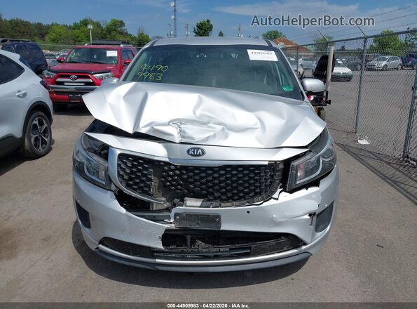 KNDMB5C1XJ6346360 2018 KIA SEDONA Серебряный Вид щитка приборов