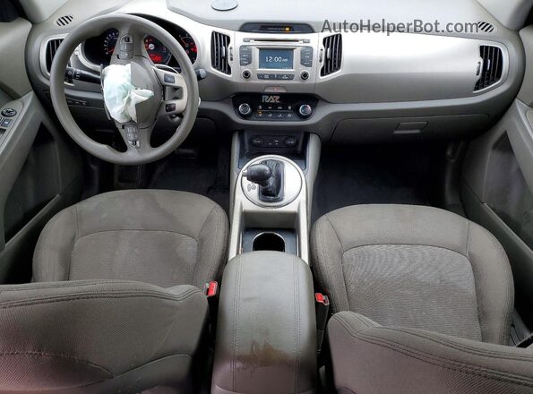 KNDPB3AC0G7866334 2016 KIA SPORTAGE Синий Вид панели приборов