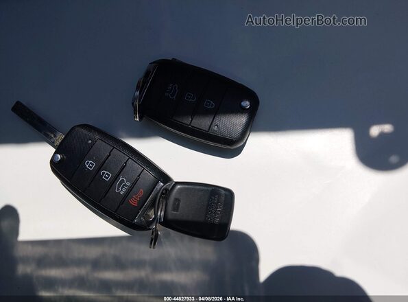 KNDPBCAC1G7867718 2016 KIA SPORTAGE Silver Widok deski rozdzielczej