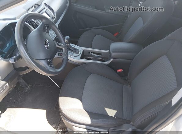 KNDPBCAC1G7867718 2016 KIA SPORTAGE Silver 