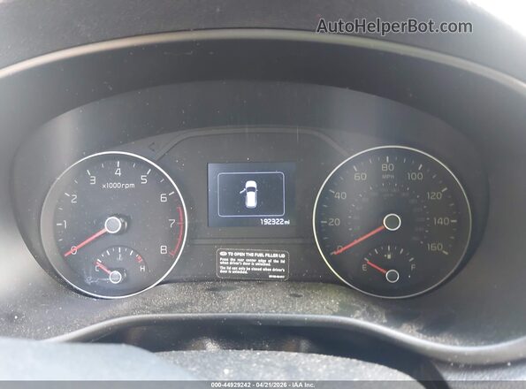 KNDPM3AC1K7615258 2019 KIA SPORTAGE Red Вид задніх сидінь