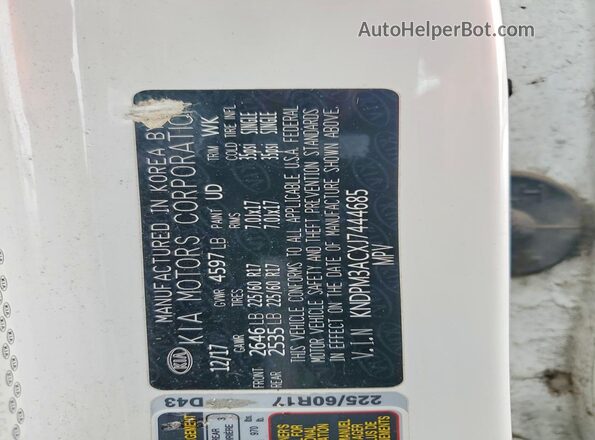 KNDPM3ACXJ7444685 2018 KIA SPORTAGE Белый Вид подкапотного пространства