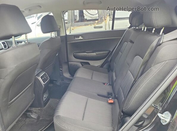 KNDPMCAC0M7909608 2021 KIA SPORTAGE Black Vista interior trasera