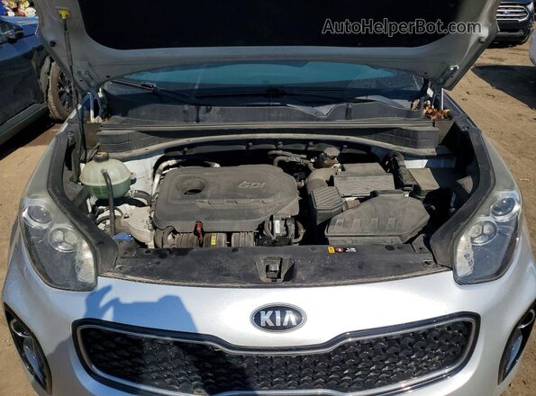 KNDPMCAC9J7317944 2018 KIA SPORTAGE Серебряный Вид подкапотного пространства