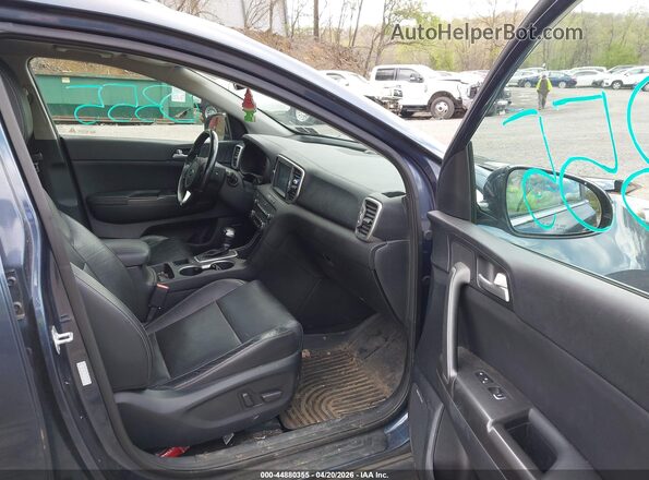 KNDPNCAC7H7253443 2017 KIA SPORTAGE Синий Вид салона спереди