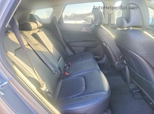 KNDPV3DF5R7289736 2024 KIA SPORTAGE Серебряный Вид задней части салона