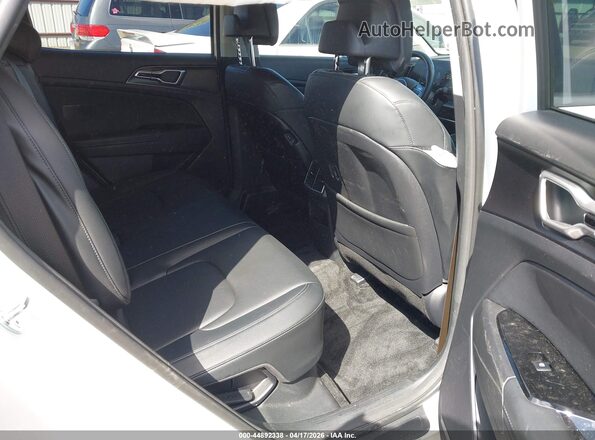KNDPVCAG3P7095510 2023 KIA SPORTAGE HYBRID White VIN կոդի պիտակի տեսք