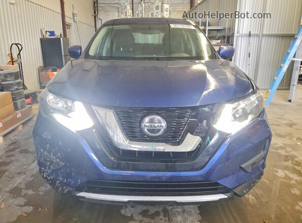 KNMAT2MT4JP575660 2018 NISSAN ROGUE Синий Вид спереди
