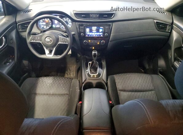 KNMAT2MT4JP575660 2018 NISSAN ROGUE Синий Вид панели приборов