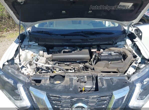 KNMAT2MT8HP511437 2017 NISSAN ROGUE Белый Вид сзади