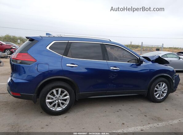 KNMAT2MT9HP568746 2017 NISSAN ROGUE Синий Вид задней части салона