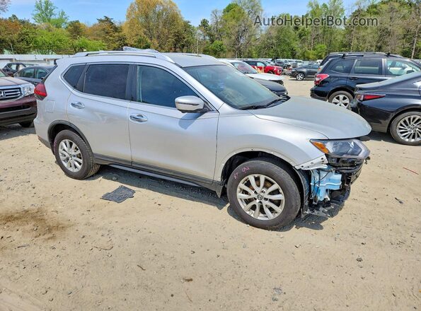 KNMAT2MV0HP505715 2017 NISSAN ROGUE Silver Delantero derecho
