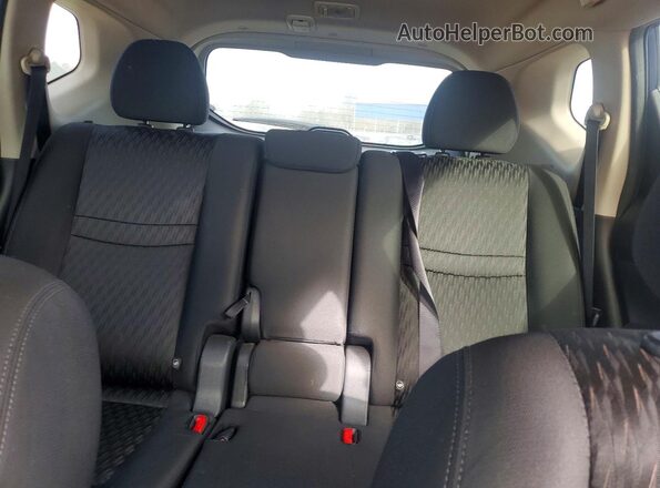 KNMAT2MV7JP559552 2018 NISSAN ROGUE Синий Вид задних сидений