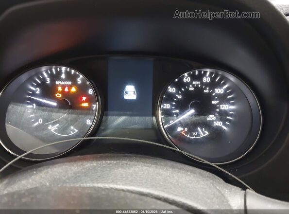 KNMAT2MV8HP558291 2017 NISSAN ROGUE White Vista de los asientos traseros