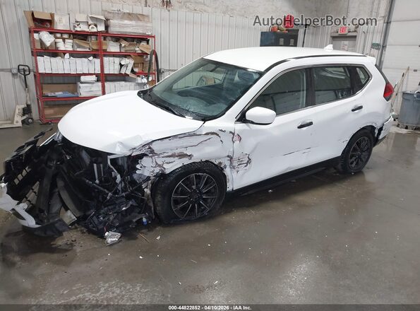 KNMAT2MV8HP558291 2017 NISSAN ROGUE White Vista tres cuartos delantera izquierda