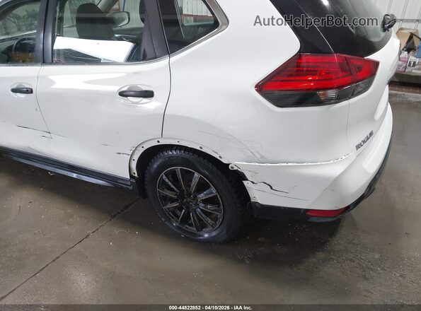 KNMAT2MV8HP558291 2017 NISSAN ROGUE White 