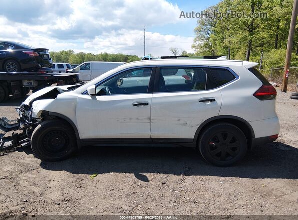 KNMAT2MV8HP613385 2017 NISSAN ROGUE White Widok wnętrza 360 stopni