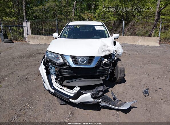 KNMAT2MV8HP613385 2017 NISSAN ROGUE White Widok zestawu wskaźników