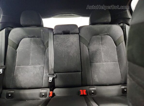 LPSED3KAXML019055 2021 POLESTAR 2 Black Հետևի նստատեղերի տեսք
