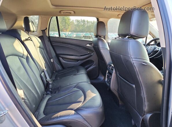 LRBFX2SA8JD027723 2018 BUICK ENVISION Silver Vista interior trasera