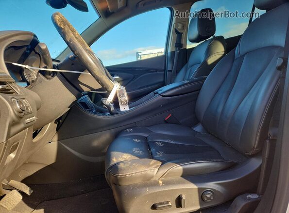 LRBFX4SX8JD028452 2018 BUICK ENVISION Серебряный Вид салона спереди