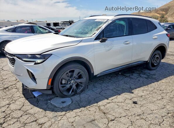 LRBFZNR48PD126983 2023 BUICK ENVISION White Vista tres cuartos delantera izquierda