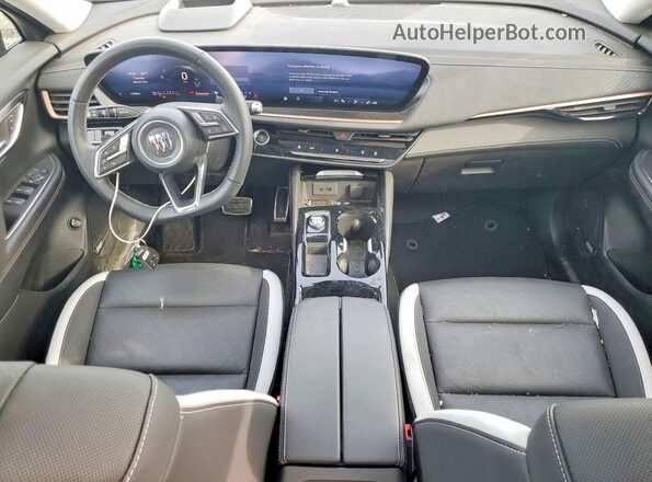 LRBFZPE44RD038601 2024 BUICK ENVISION Серебряный Вид панели приборов