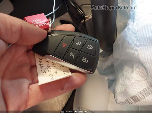 LRBFZSR47MD063899 2021 BUICK ENVISION Белый Вид панели приборов