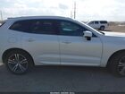 2018 Volvo Xc60 T5 Momentum Белый vin: LYV102RK2JB087635
