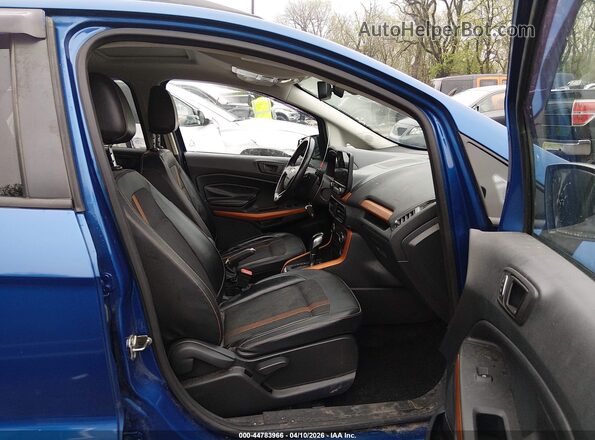 MAJ6P1CL6JC183363 2018 FORD ECOSPORT Синий Вид салона спереди