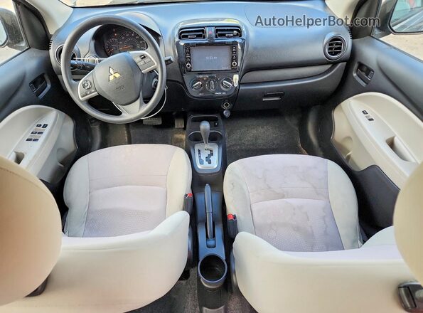 ML32F3FJ4KHF01847 2019 MITSUBISHI MIRAGE Серый Вид панели приборов