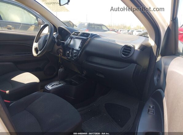 ML32F3FJ7JHF03865 2018 MITSUBISHI MIRAGE G4 Белый Вид салона спереди