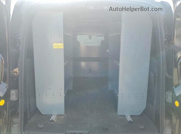 NM0LS7F71H1329202 2017 FORD TRANSIT Черный Вид салона спереди