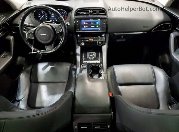 SADCJ2BVXHA880147 2017 JAGUAR F-PACE Черный Вид панели приборов